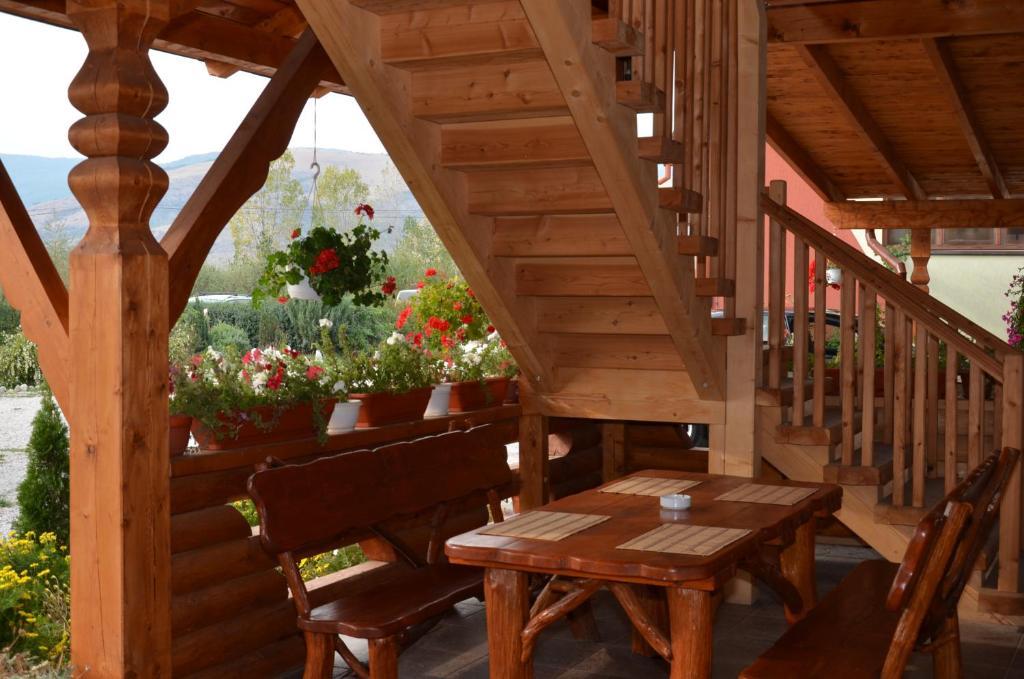 Casa Moteasca 호텔 Mihai Viteazu  외부 사진